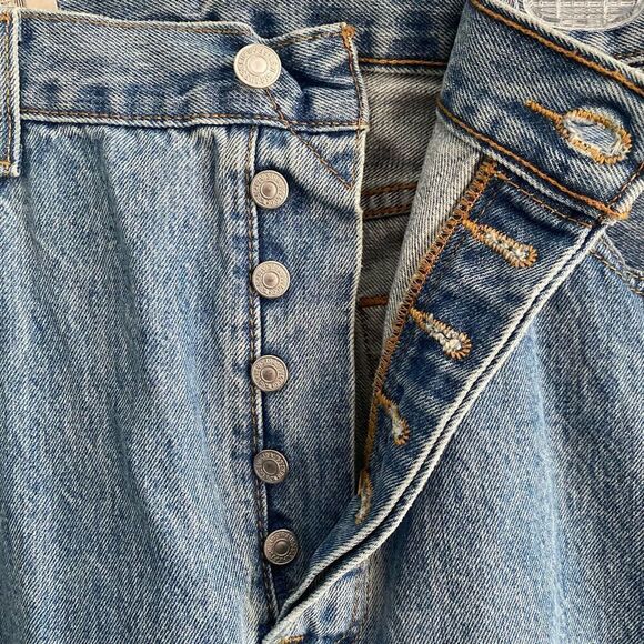Levi’s Men’s 501 Jeans 40x34 - Picture 4 of 6
